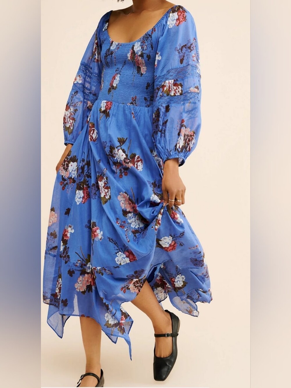 Free People Morning Glory Maxi Dress Size Small Blue Floral Smocked Boho Preownd